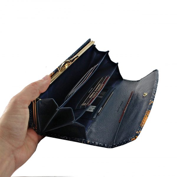 Zdjęcie przedstawiające  <strong>Duży portfel damski skórzany</strong> 0738 77 RFID 5